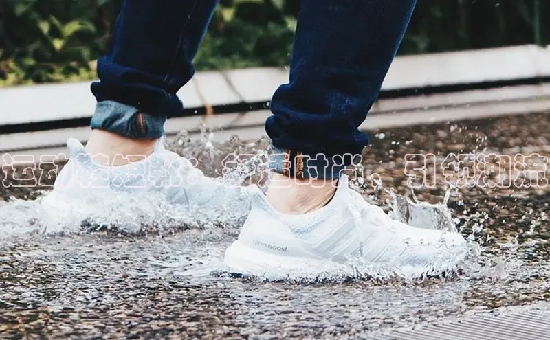 米兰app官方入口下载中文在线运动鞋短靴：舒适时尚，引领潮流