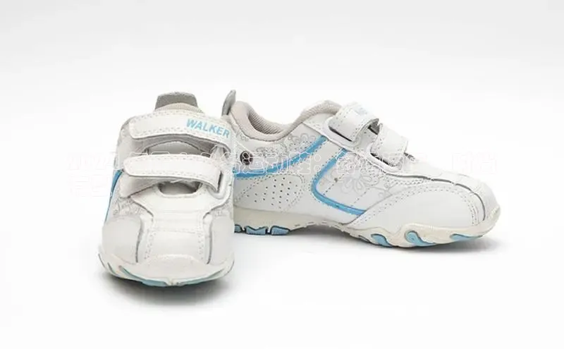 米兰官方手机app网站天键股份2024 年男士必备运动鞋：舒适透气，时尚
有型