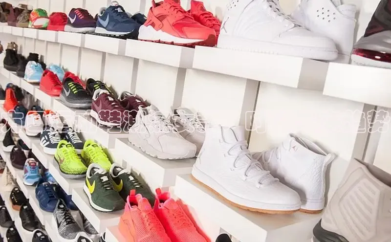 米兰·全站app登录appARGA公司方口运动鞋潮流女款：时尚未来趋势