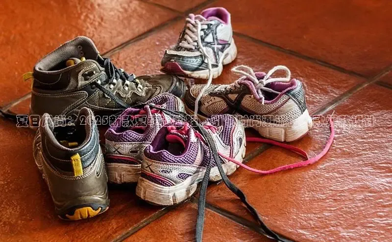 夏日风尚：2025新款夏季运动鞋，引领时尚潮流的女款爆款设计